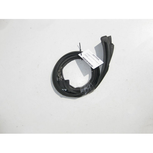 Mercedes-Benz A2217370330 Уплотнительная резинка задней левой двери сверху S-Class W221 long