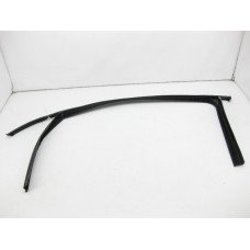 A2477252300 Rubber guide for front left door glass EQB X243 GLB X247