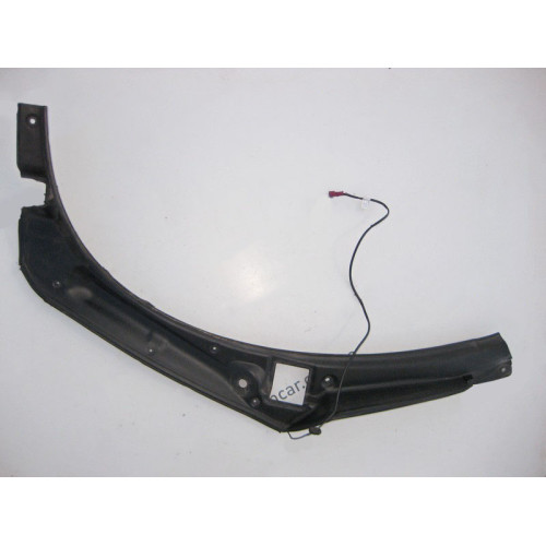 Mercedes-Benz A1646930333 Накладка проёма багажника левая GL X164
