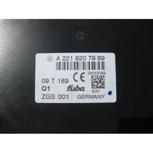 Mercedes-Benz A2218207989 Антенный усилитель S-Class W221