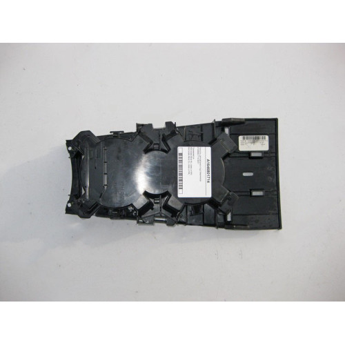 Mercedes-Benz A1646801714 9051 Консоль центральных подстаканников ML W164 GL X164