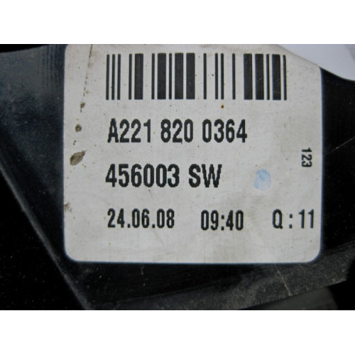 Mercedes-Benz A2218200366 Фонарь задний левый S-Class W221 USA до рестайл
