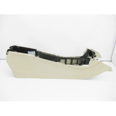 A1766802701 8L36 Armrest Console Housing CLA Shooting Brake X117 CLA C117 GLA X156 A-class W176