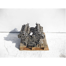 Engine number M273 V8 4.6L petrol mileage 228 thousand km