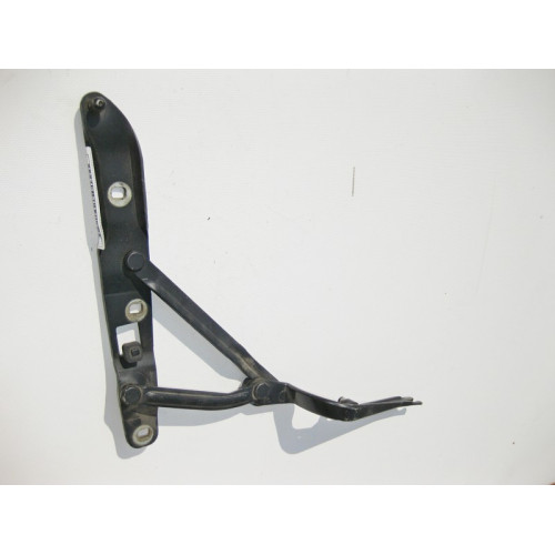 BMW 41628203277 Петля крышки багажника левая BMW 5-series E39