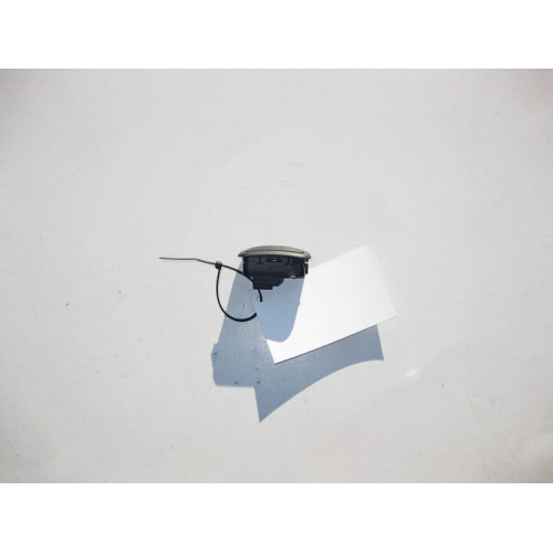 Mercedes-Benz A2048707051 9107 Кнопка открытия багажника на водительской двери C-Class W204