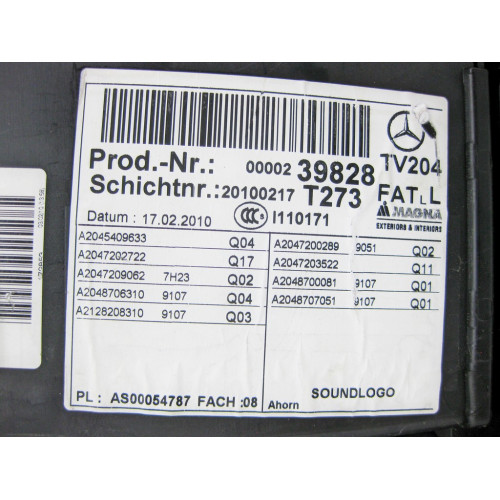 Mercedes-Benz A2047209062 7H23 Передняя левая черно - серая дверная карта C-Class W204