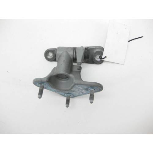 Mercedes-Benz A1667200437 Петля передней правой двери нижняя ML/GLE W166 GL/GLS X166