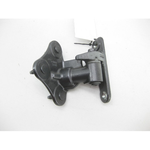Mercedes-Benz A1667300337 Петля задней левой двери нижняя ML/GLE W166 GL/GLS X166