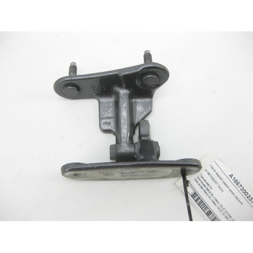 Mercedes-Benz A1667300237 Петля задней правой двери верхняя ML/GLE W166 GL/GLS X166