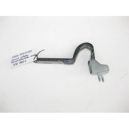 Mercedes-Benz A1667400137 Петля двери багажника левая ML W166 GL X166