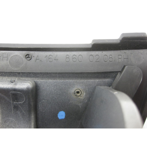 Mercedes-Benz A1648600208 Крышка с рамкой форсунки омывателя правой передней фары ML W164