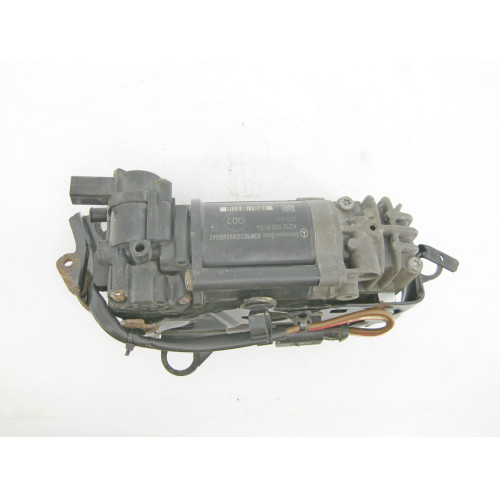 Mercedes-Benz A2123200104 Компрессор пневмоподвески E-Class W212 CLS C218