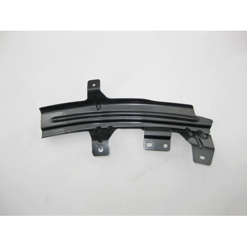 Mercedes-Benz A1648101914 Кронштейн обшивки над задней левой кузовной форточкой GL X164