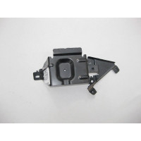 A1648600914 Кронштейн левой карты багажника GL X164