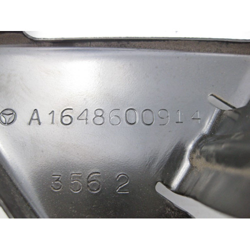 Mercedes-Benz A1648600914 Кронштейн левой карты багажника GL X164
