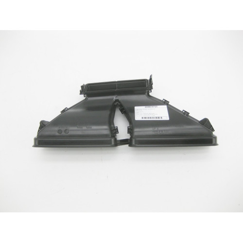 VAG 4M8819723 Torpedo air duct central