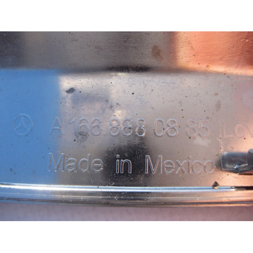 Mercedes-Benz A1668880885 Lower left chrome trim grille GL X166