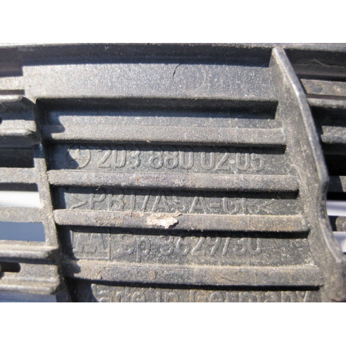 Mercedes-Benz A2038800205 Решётка капота верхняя C-Class W203 CLC C203 CLK C209