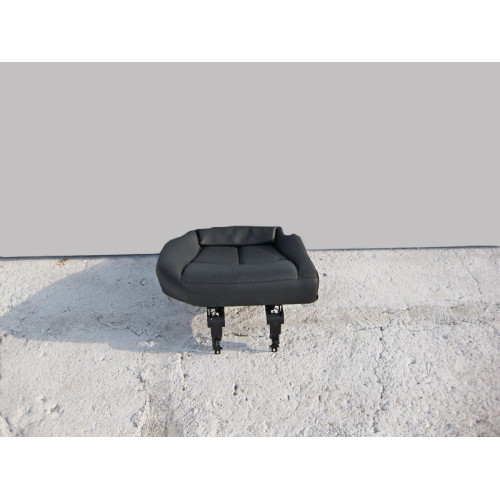 Mercedes-Benz A2119206082 9D88 Чёрная кожзамовая правая часть заднего раскладного сидения E-Class W211