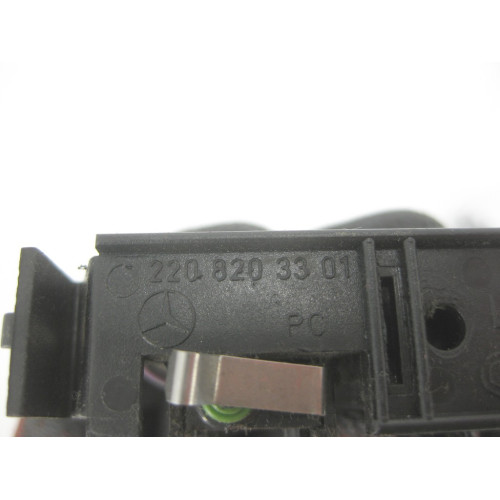 Mercedes-Benz A2208203301 Плафон освещения пепельницы задней левой двери S-class short W220 S-class long V220