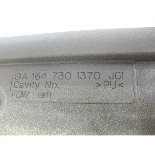 Mercedes-Benz A1647301370 8K56 Карта задней левой двери цвет бежевый ML W164