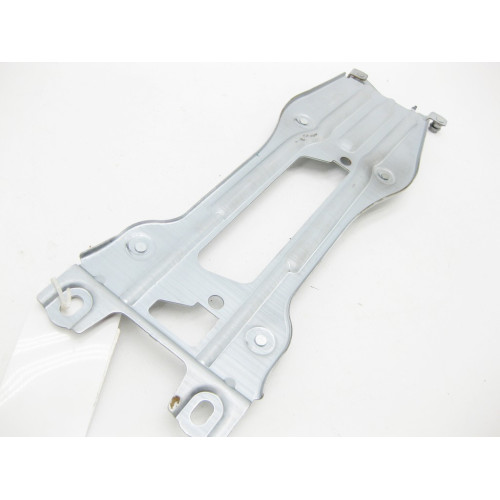 Mercedes-Benz A1175450640 Кронштейн блока экстренного вызова