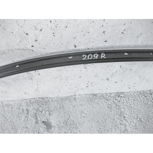 Mercedes-Benz A2096900239 Хром молдинг над стеклами правых дверей CLK C209