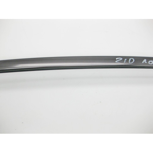 Mercedes-Benz A2106700922 Молдинг над лобовым стеклом E-Class W210