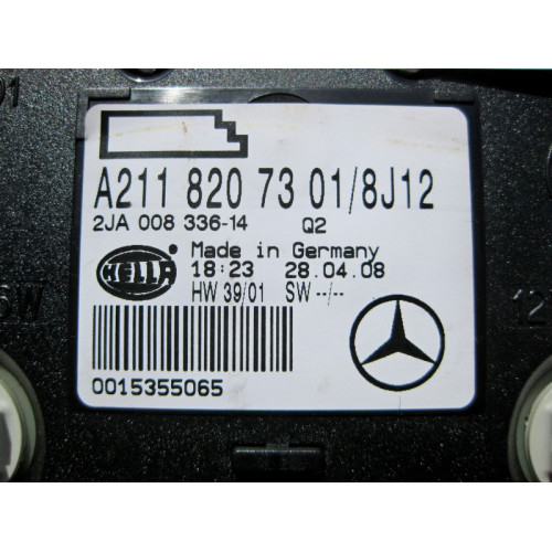 Mercedes-Benz A2118207301 8J12 Плафон потолочный задний светло-бежевый CLS C219