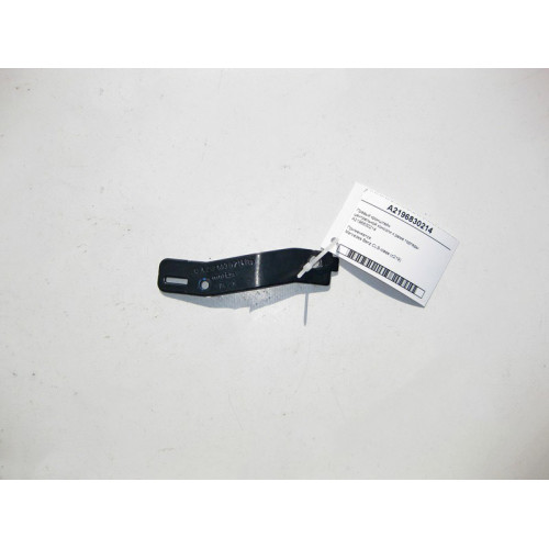Mercedes-Benz A2196830214 Правый кронштейн центральной консоли к раме торпеды CLS C219