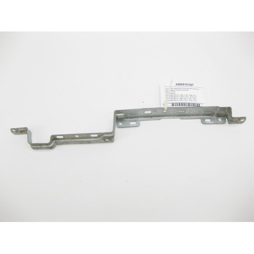 Mercedes-Benz A0009101427 Кронштейн держателей электрических разъемов под передним правым сидением GL X164 ML W164 C-Class W203 W204 E-Class W211 CLS C219