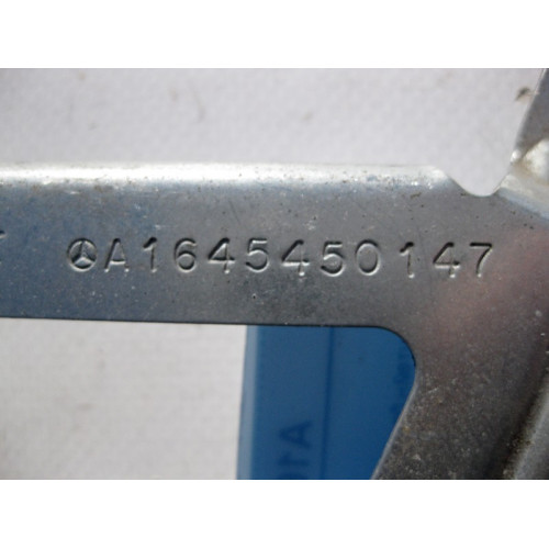 Mercedes-Benz A1645450147 Кронштейн блока управления спутникового радио GL X164