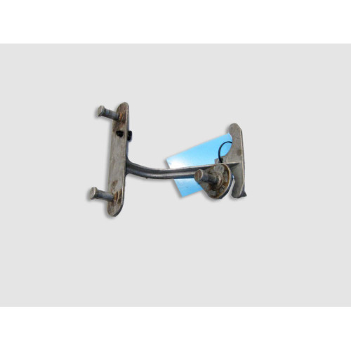 Mercedes-Benz A2044310240 Кронштейн блока ABS верхняя часть C-Class W204 GLK X204