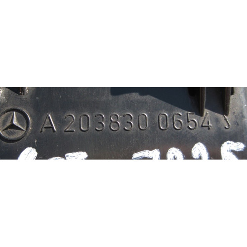 Mercedes-Benz A2038301254 7225 Дефлектор торпеды правый серый C-Class W203