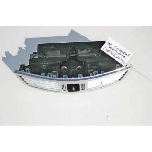 Mercedes-Benz A2218300554 7J22 Дефлектор торпеды центральный S-Class W221