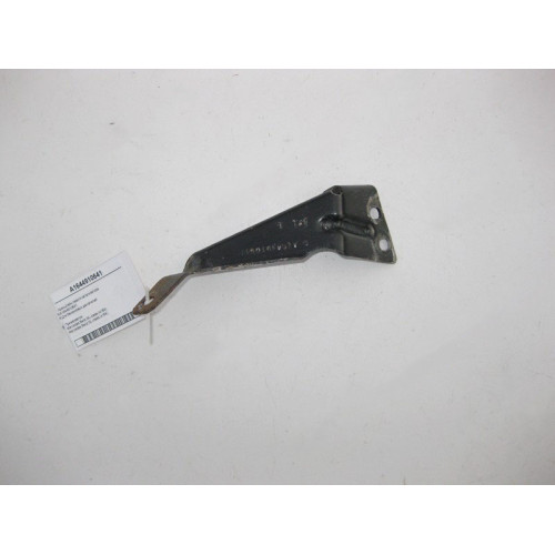 Mercedes-Benz A1644910641 Кронштейн левого катализатора ML W164 GL X164