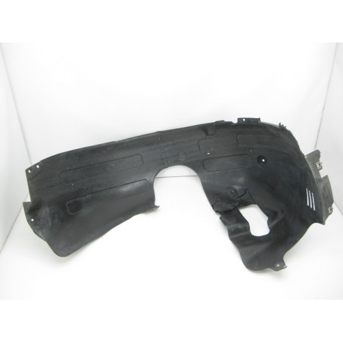 86812L1100 Front right fender liner (small crack at the front bottom)