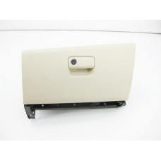 A1176804200 8L36 Glove compartment CLA Shooting Brake X117 CLA C117 GLA X156