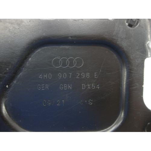 VAG 4M0907298E Кронштейн блока управления металлический Q8, Touareg