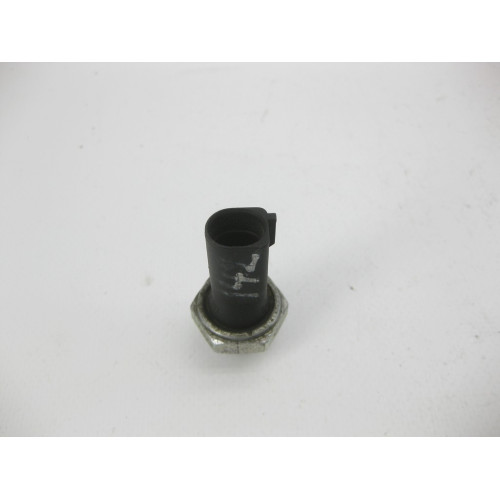 Mercedes-Benz A0051537828 Датчик давления масла M266 OM660