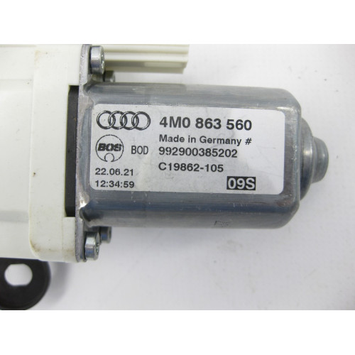 VAG 4M0863560 Привод шторки багажного отсека