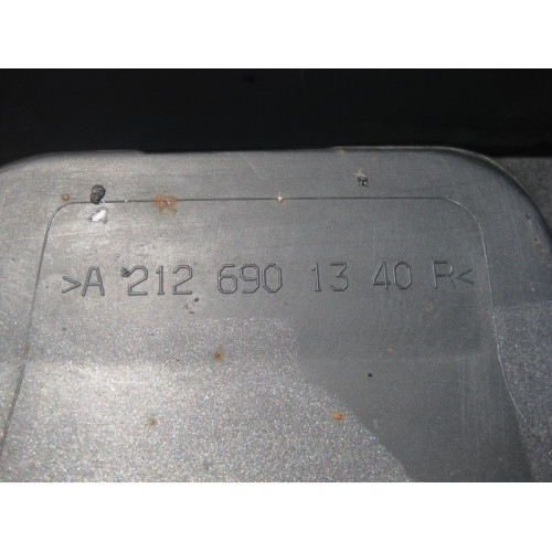Mercedes-Benz A2126981554 Порог пластиковый правый AMG E-Class W212 до рестайл