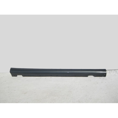 Mercedes-Benz A2116980254 Right plastic sill E-Class W211 to restyled classic elegance