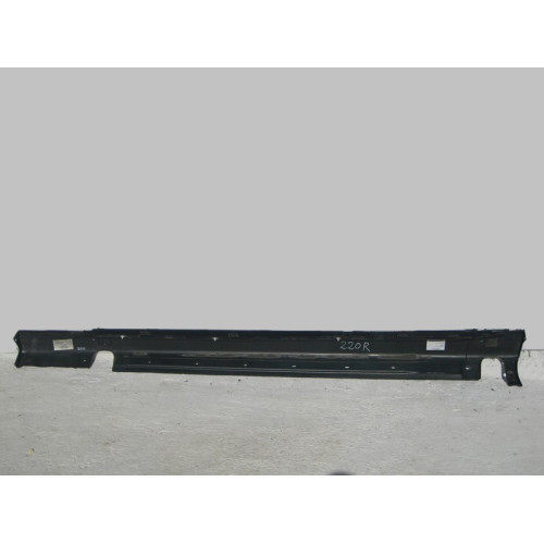 Mercedes-Benz 2206980254 Порог пластиковый правый S-Class W220