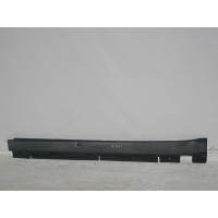 A1646900140 Порог пластиковый левый с направляющими ML W164