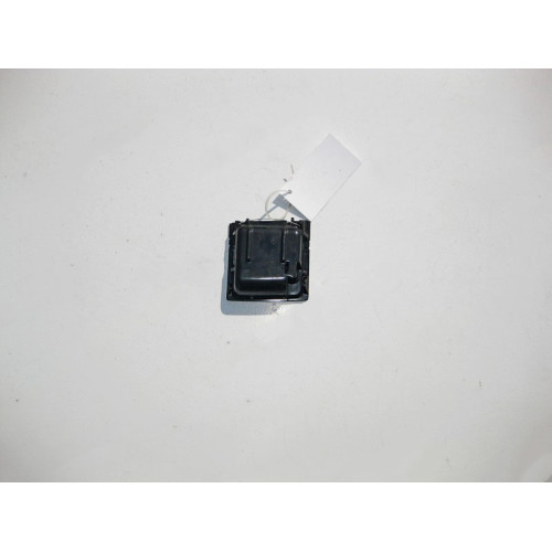 Mercedes-Benz A1648100028 Вставка - чашка передней пепельницы ML W164 GL X164