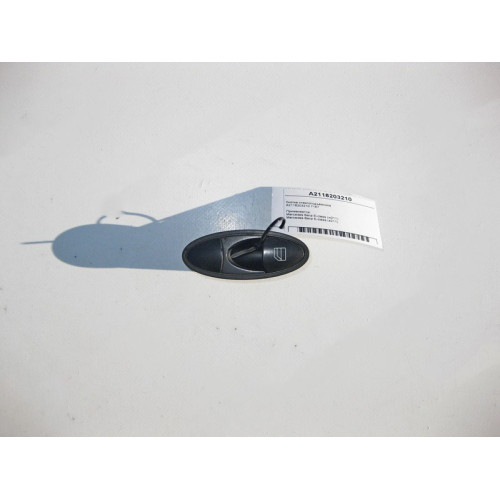 Mercedes-Benz A2118203210 7167 Кнопка стеклоподъёмника пассажира E-Class W211