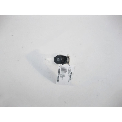 Mercedes-Benz A2038200210 7167 Кнопка стеклоподъёмника пассажира C-Class W203