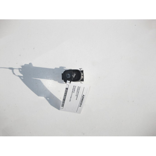 Mercedes-Benz A2098203510 7167 Кнопка стеклоподъёмника заднего пассажира CLK C209